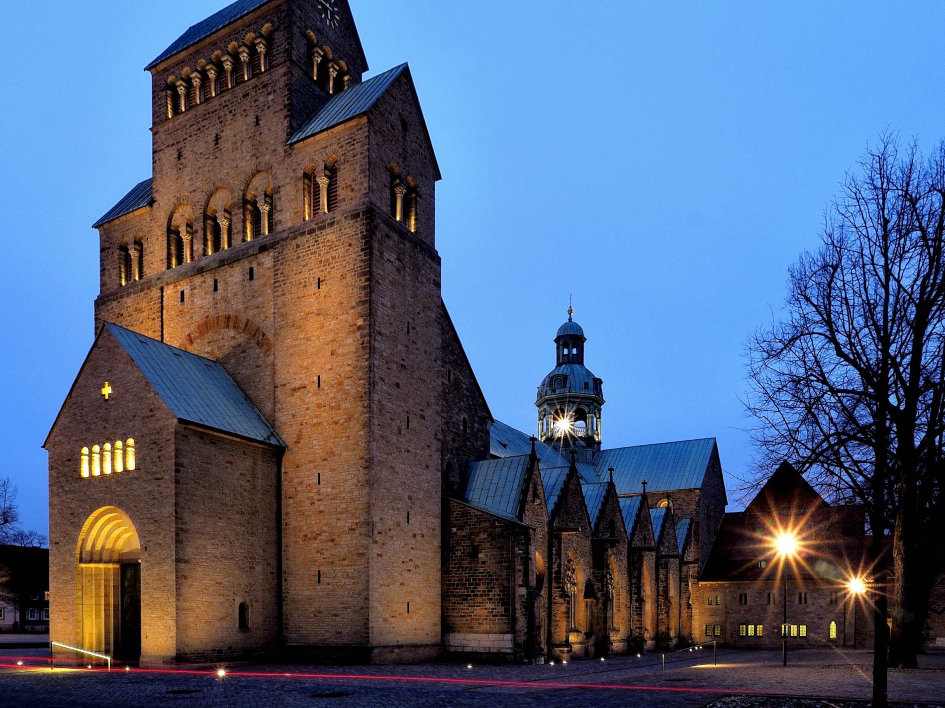 Hildesheim Churches: Mariendom, aka Hildesheim Cathedral